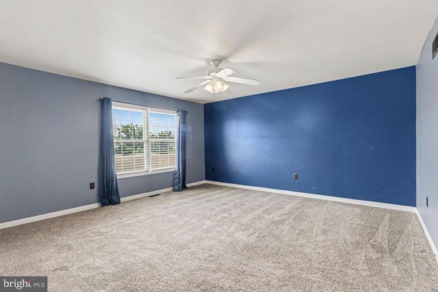 203 SILVER LEAF RDG RDG, Harrisburg, PA 17110