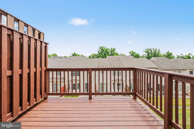 203 SILVER LEAF RDG RDG, Harrisburg, PA 17110