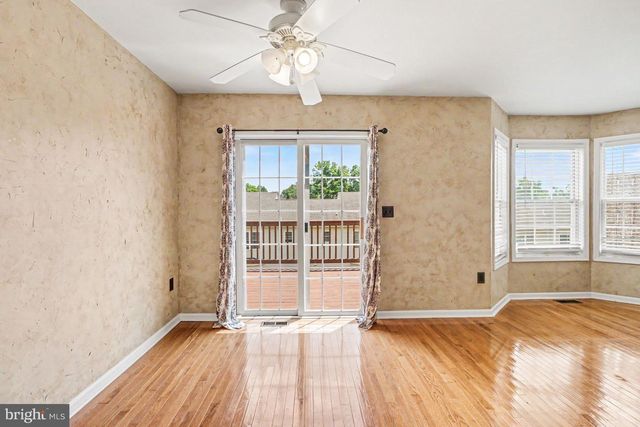 203 SILVER LEAF RDG RDG, Harrisburg, PA 17110