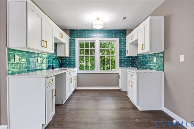 20014 Oakland Ave, Chesterfield, VA 23834