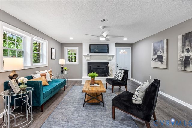 20014 Oakland Ave, Chesterfield, VA 23834