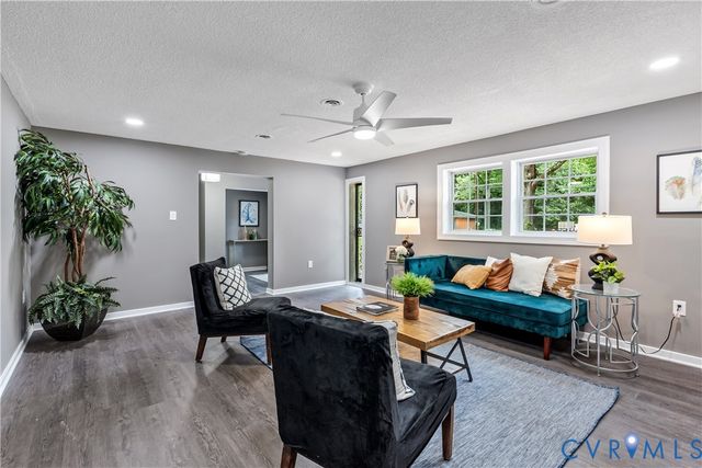 20014 Oakland Ave, Chesterfield, VA 23834