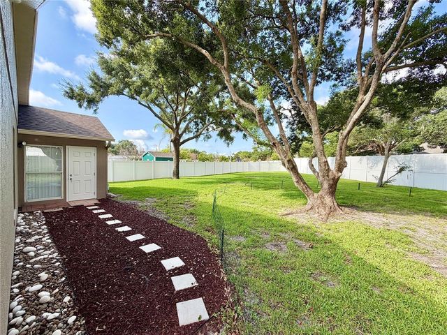 80 PINE FOREST PLACE, Apopka, FL 32712