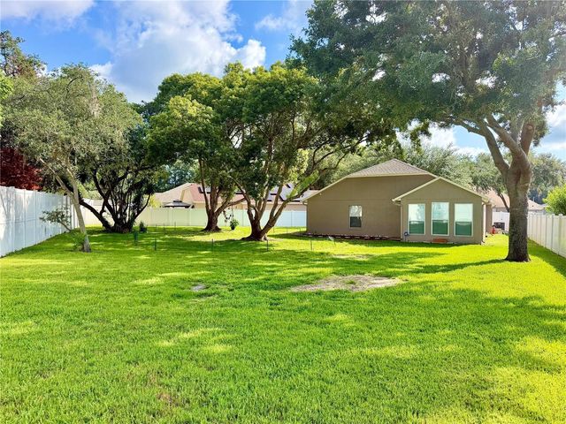 80 PINE FOREST PLACE, Apopka, FL 32712