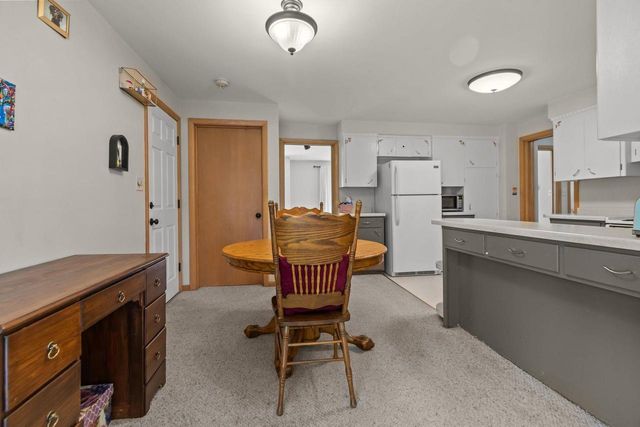 1218 W BREWSTER STREET, Appleton, WI 54914