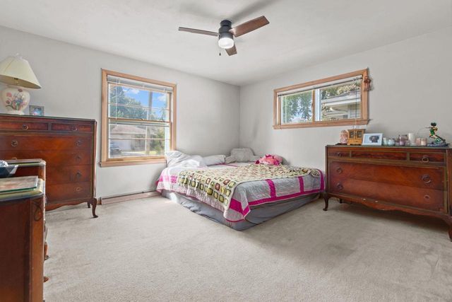 1218 W BREWSTER STREET, Appleton, WI 54914