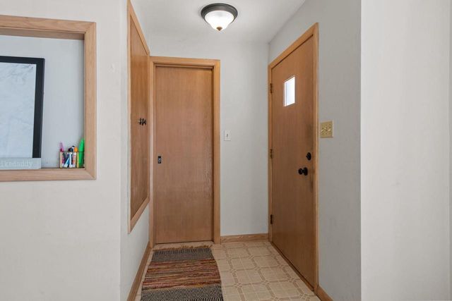 1218 W BREWSTER STREET, Appleton, WI 54914