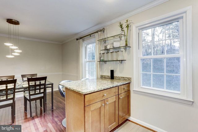 6069 CROWN ROYAL CIR, Alexandria, VA 22310
