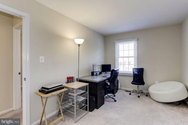 6069 CROWN ROYAL CIR, Alexandria, VA 22310
