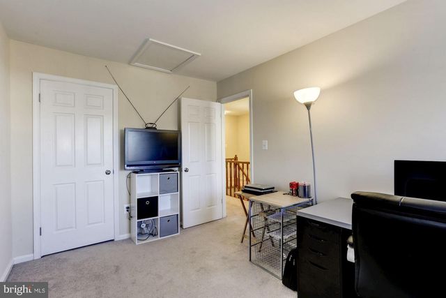 6069 CROWN ROYAL CIR, Alexandria, VA 22310