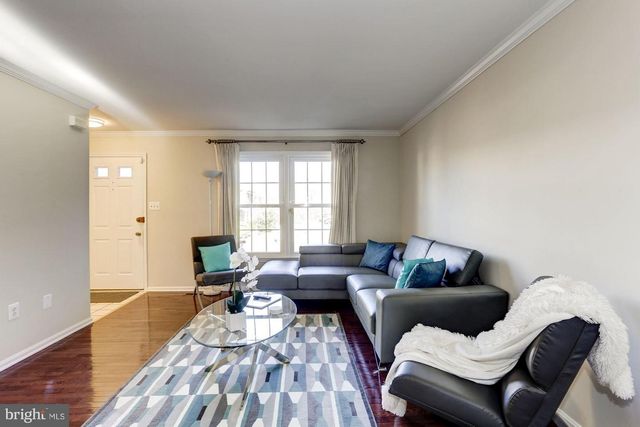 6069 CROWN ROYAL CIR, Alexandria, VA 22310