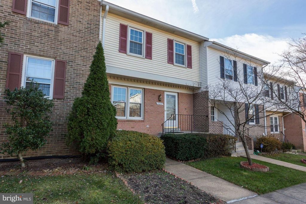 6069 CROWN ROYAL CIR, Alexandria, VA 22310