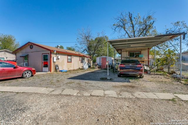 329 Rayburn, San Antonio, TX 78221