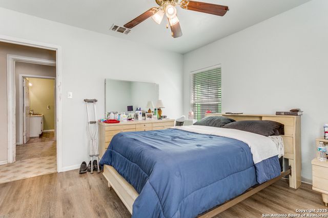 329 Rayburn, San Antonio, TX 78221