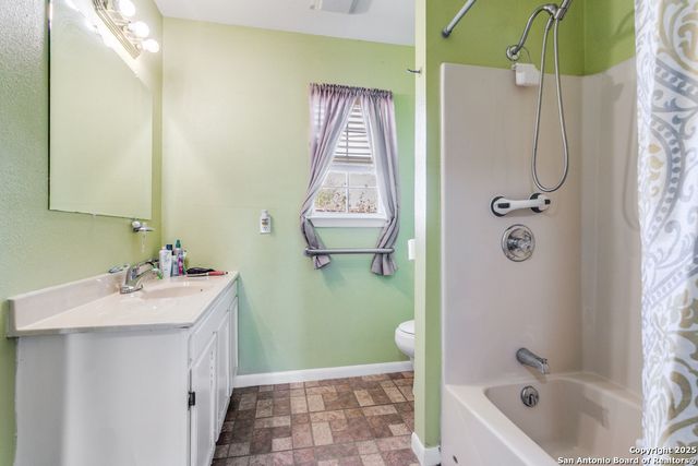 329 Rayburn, San Antonio, TX 78221