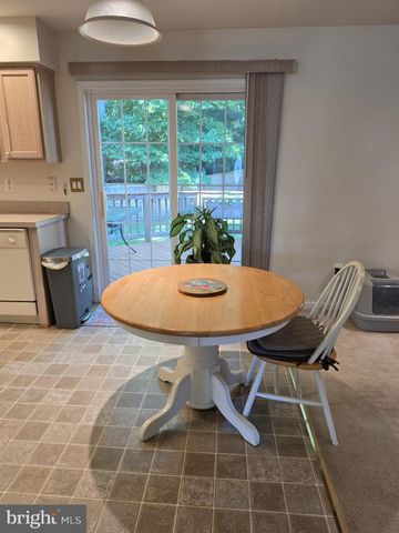 1001 W VIKING CT, Abingdon, MD 21009