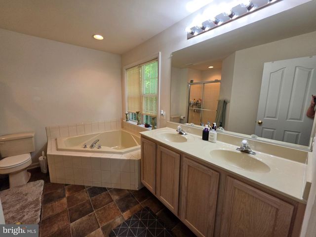 1001 W VIKING CT, Abingdon, MD 21009