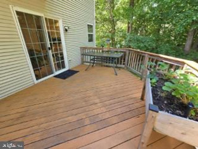1001 W VIKING CT, Abingdon, MD 21009