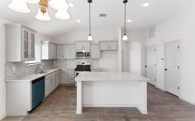 1421 Summer Storm Place, El Paso, TX 79928