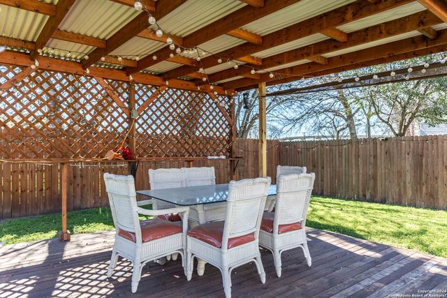 8016 LANDING AVE, San Antonio, TX 78227