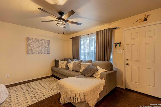 8016 LANDING AVE, San Antonio, TX 78227