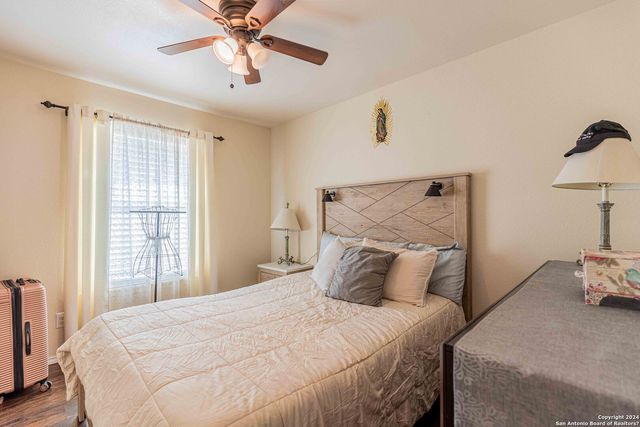 8016 LANDING AVE, San Antonio, TX 78227