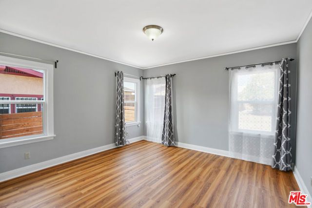 5133 Brynhurst Avenue, View Park, CA 90043