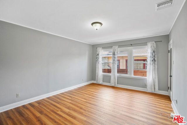 5133 Brynhurst Avenue, View Park, CA 90043