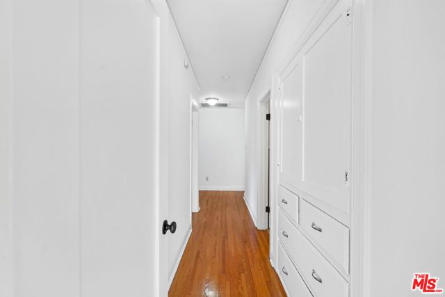 5133 Brynhurst Avenue, View Park, CA 90043