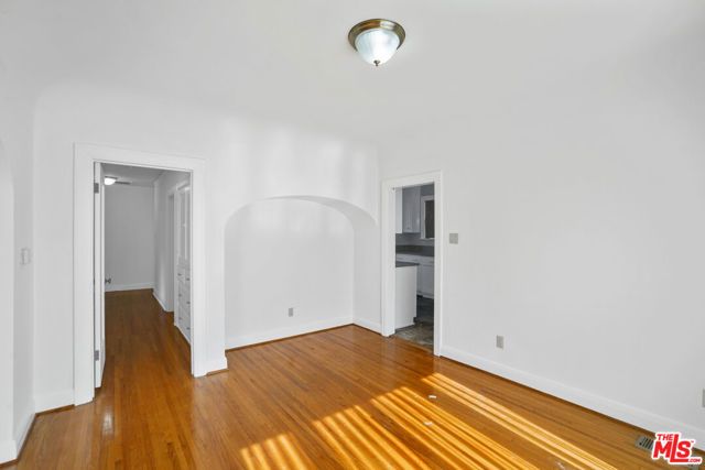 5133 Brynhurst Avenue, View Park, CA 90043