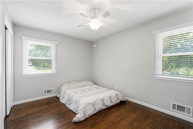 2800 S Cedar Crest Terrace, Independence, MO 64057