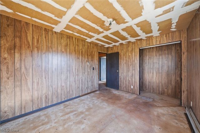 9800 Williams Road, Diamond, OH 44412