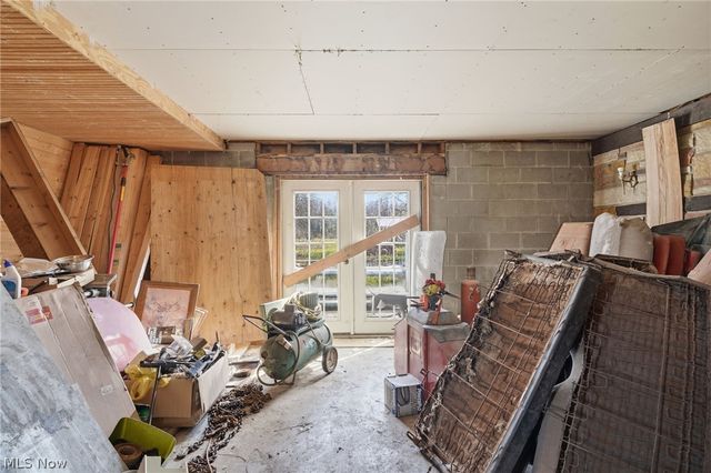 9800 Williams Road, Diamond, OH 44412