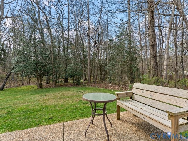 11937 Timber Trail Dr, Midlothian, VA 23112