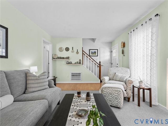 11937 Timber Trail Dr, Midlothian, VA 23112