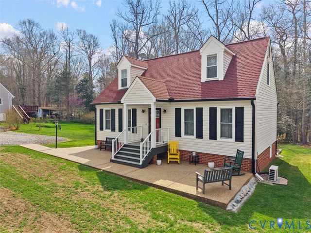 11937 Timber Trail Dr, Midlothian, VA 23112