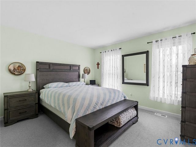 11937 Timber Trail Dr, Midlothian, VA 23112