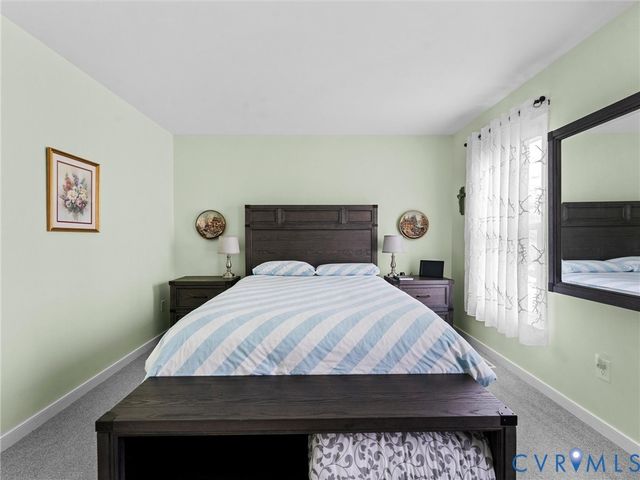 11937 Timber Trail Dr, Midlothian, VA 23112