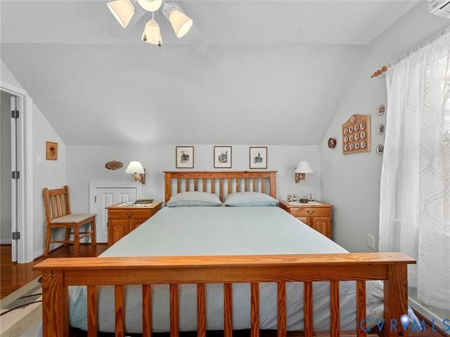 11937 Timber Trail Dr, Midlothian, VA 23112