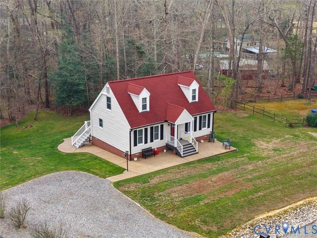 11937 Timber Trail Dr, Midlothian, VA 23112