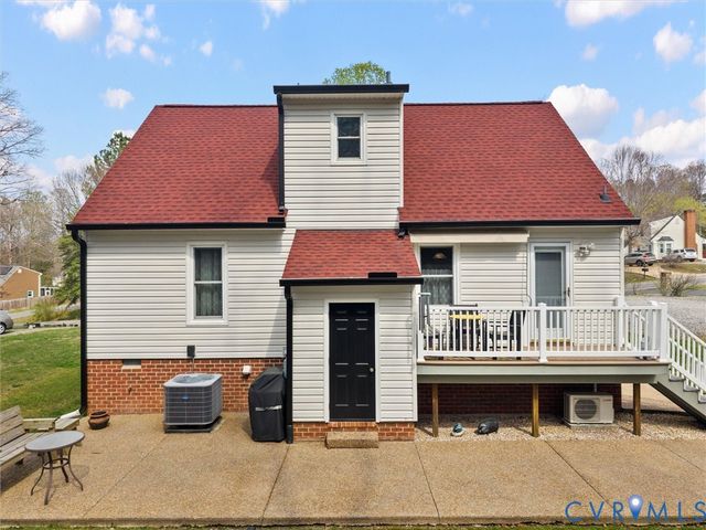 11937 Timber Trail Dr, Midlothian, VA 23112