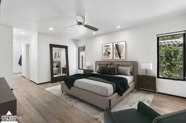 46 W TAM OSHANTER Drive, Phoenix, AZ 85023