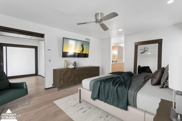 46 W TAM OSHANTER Drive, Phoenix, AZ 85023