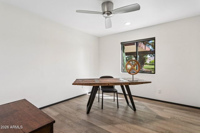 46 W TAM OSHANTER Drive, Phoenix, AZ 85023