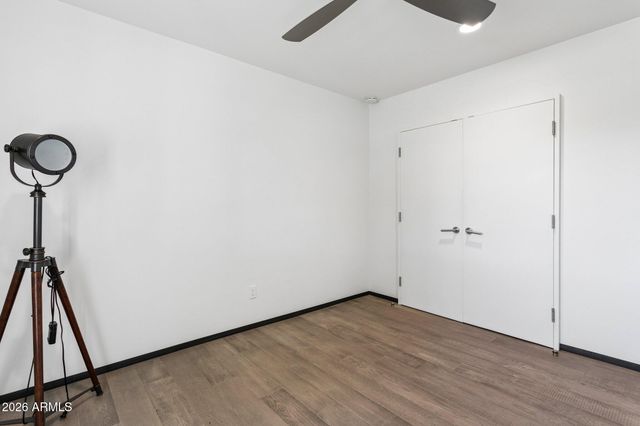 46 W TAM OSHANTER Drive, Phoenix, AZ 85023