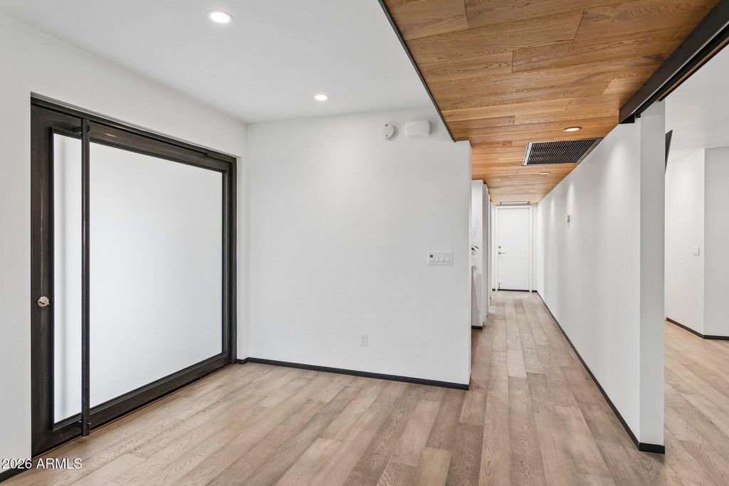 Image 25 of property listing at 46 W TAM OSHANTER Drive, Phoenix, AZ 85023