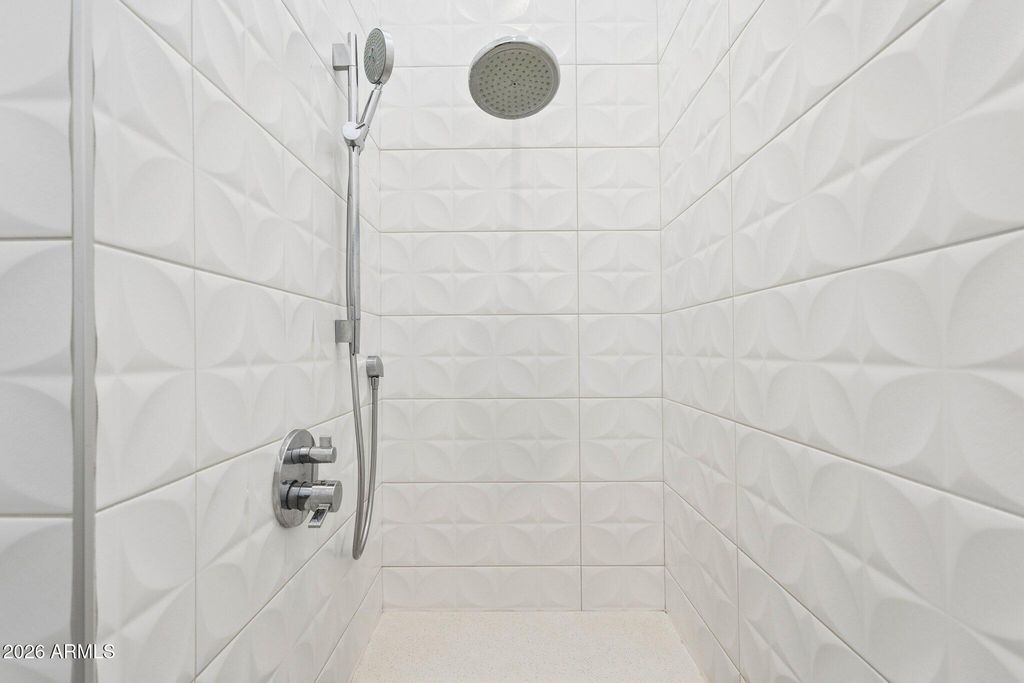 Image 36 of property listing at 46 W TAM OSHANTER Drive, Phoenix, AZ 85023