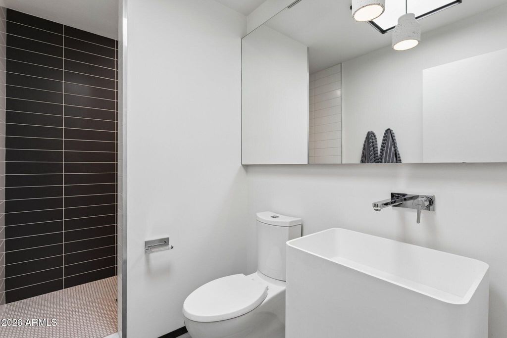 Image 40 of property listing at 46 W TAM OSHANTER Drive, Phoenix, AZ 85023