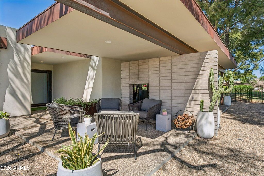 Image 48 of property listing at 46 W TAM OSHANTER Drive, Phoenix, AZ 85023