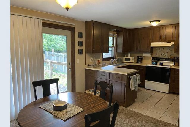 2161 Packerland DRIVE, Green Bay, WI 54304